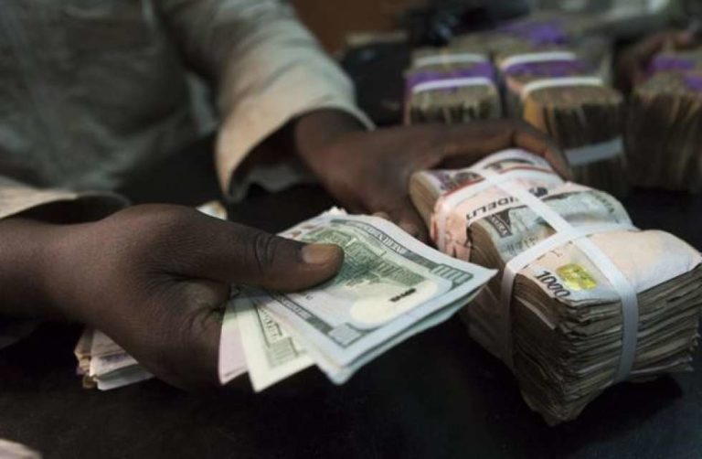 Naira weakens despite CBN’s Naira4Dollar Scheme