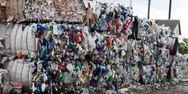 Curbing plastic waste in Mauritius